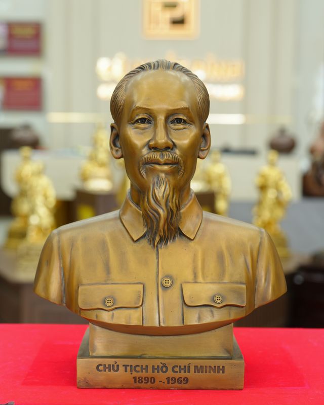 Tượng đồng do xưởng đúc