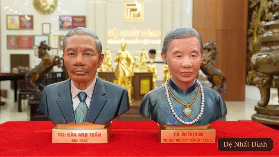 Cặp tượng truyền thần ông bà vẽ phấn diện